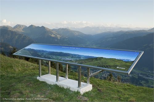 Kitzbüheler Horn, Schautafel in 4 Meter Breite mit Spezial-Nirosta-Rahmen