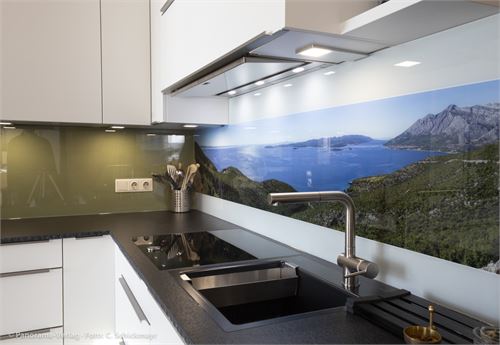 Küchenrückwand aus ESG-Sicherheitsglas 4 mm