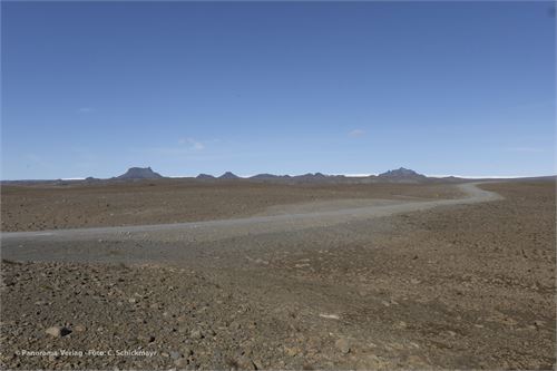 Bild 45 · Auf der N 37 am Weg ins isländische Hochland