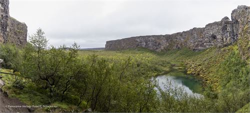 Bild 9 · Die Asbyrgi Cliffs im Norden von Island