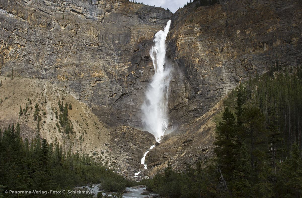 Takakkaw-Fall, zweithöchster Wasserfall Kanadas im Yoho Nationalpark