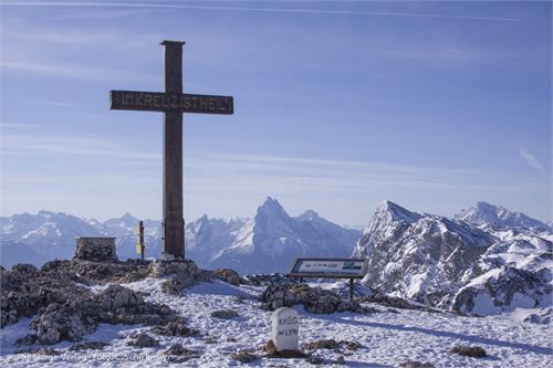 Das Gipfelkreuz am Salzburger Hochthron, 1853 m