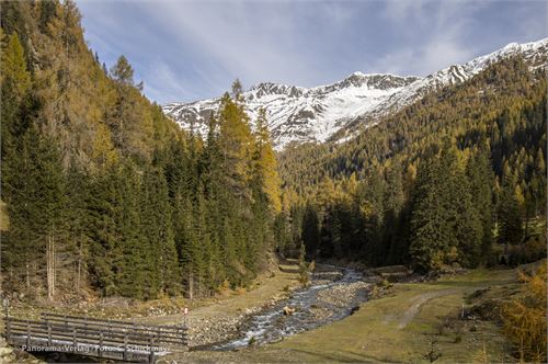 Bild 20 · Herbst im Winkeltal, einem Nebetal des Villgratentales.