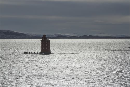 Der nicht mehr bewohnte Leuchtturm Kjeungskjær fyr, einziger 8-eckiger Leuchtturm Norwegens