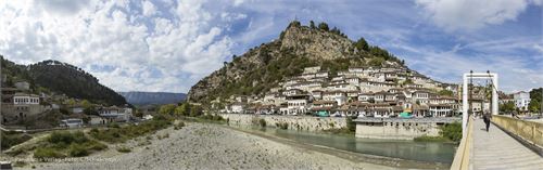 Berat, Stadt der tausend Fenster