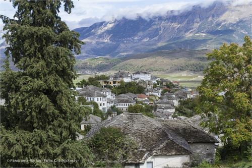 Gjirokaster, Stadt der tausend Stufen, Altstadt-Zentrum